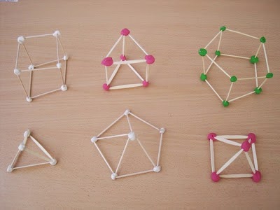 Brincadeiras que trabalham as formas geométricas